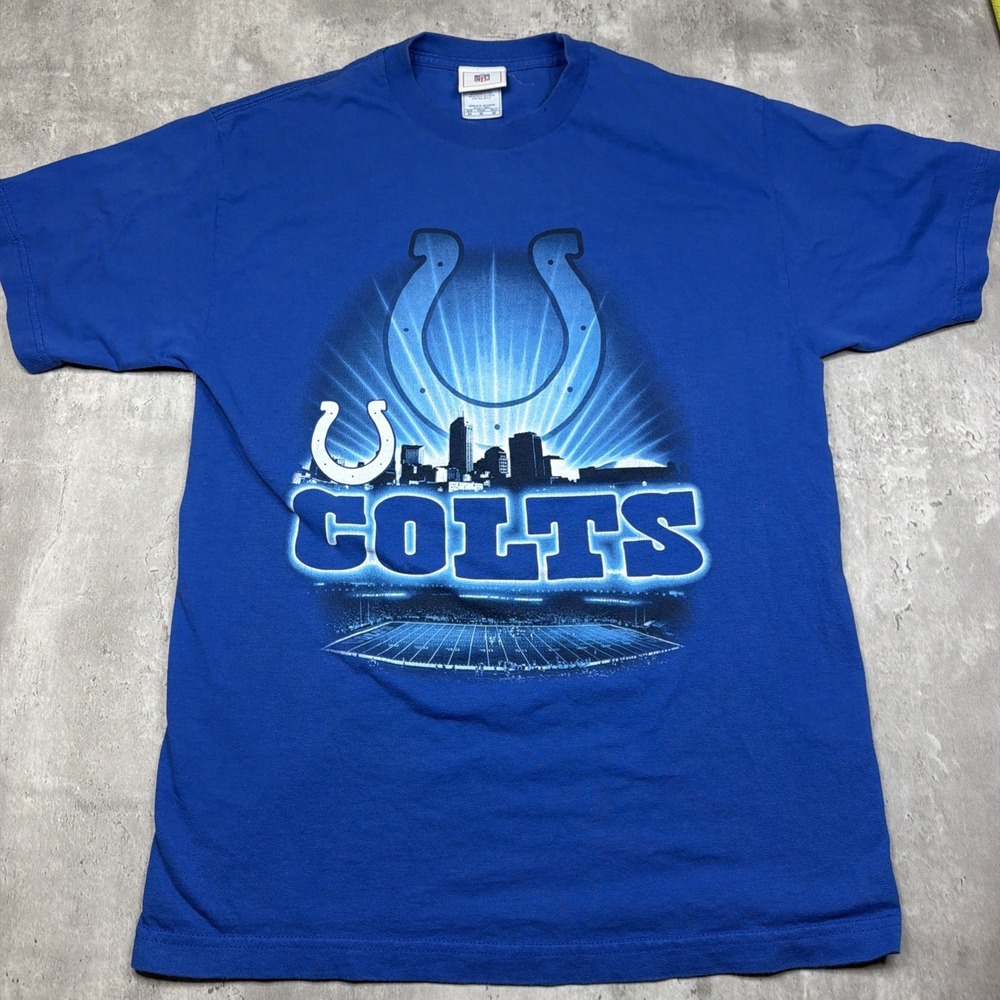 Vintage Indianapolis Colts NFL T Shirt Size Adult Medium Football Blue Horseshoe